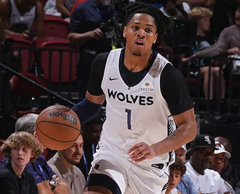 不勒斯前场 不勒斯前场